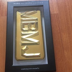 New Marc Jacobs Hard Shell Gold iPhone 6 case